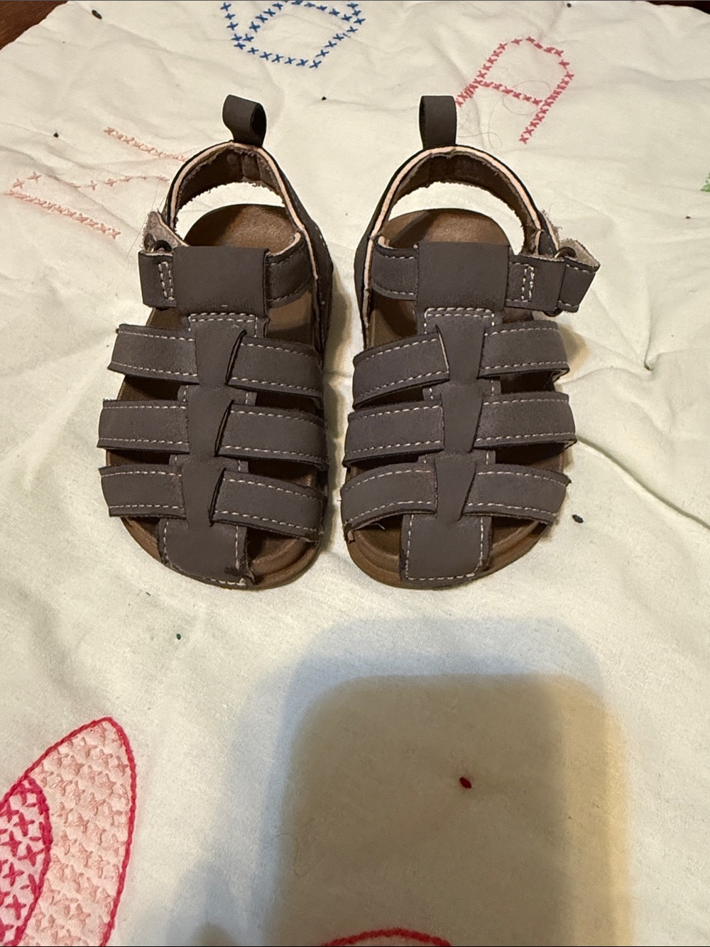 Kids Brown Closed-Strap Fisherman Sandals